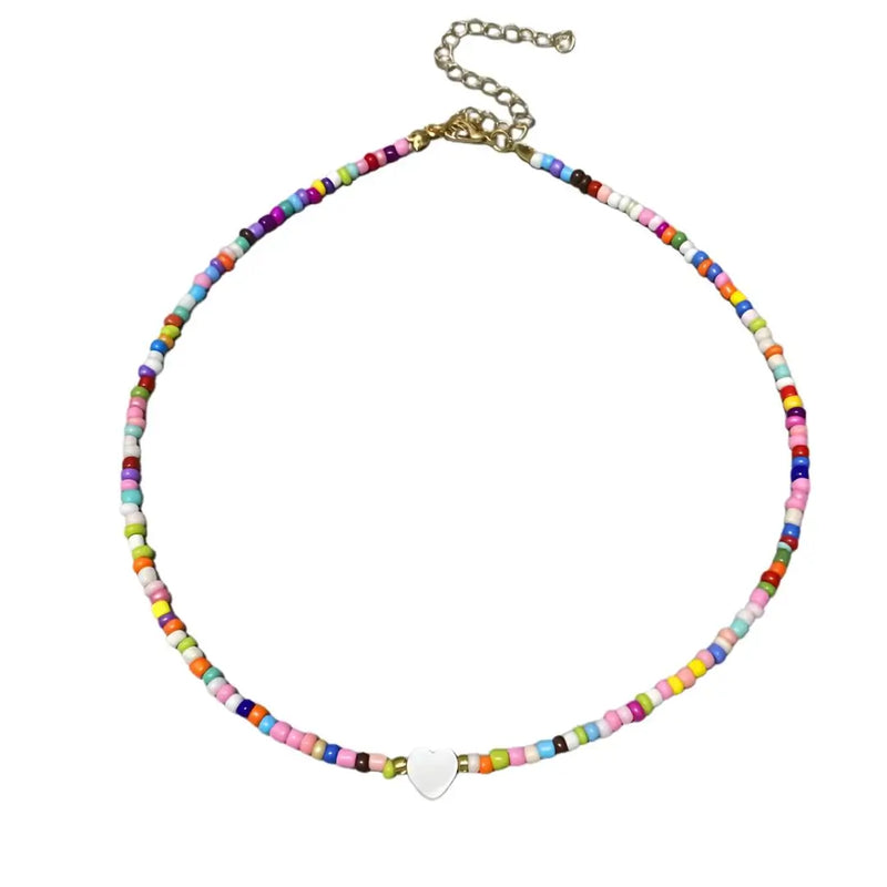 Colar de Micanga Rainbow colorido fundo branco